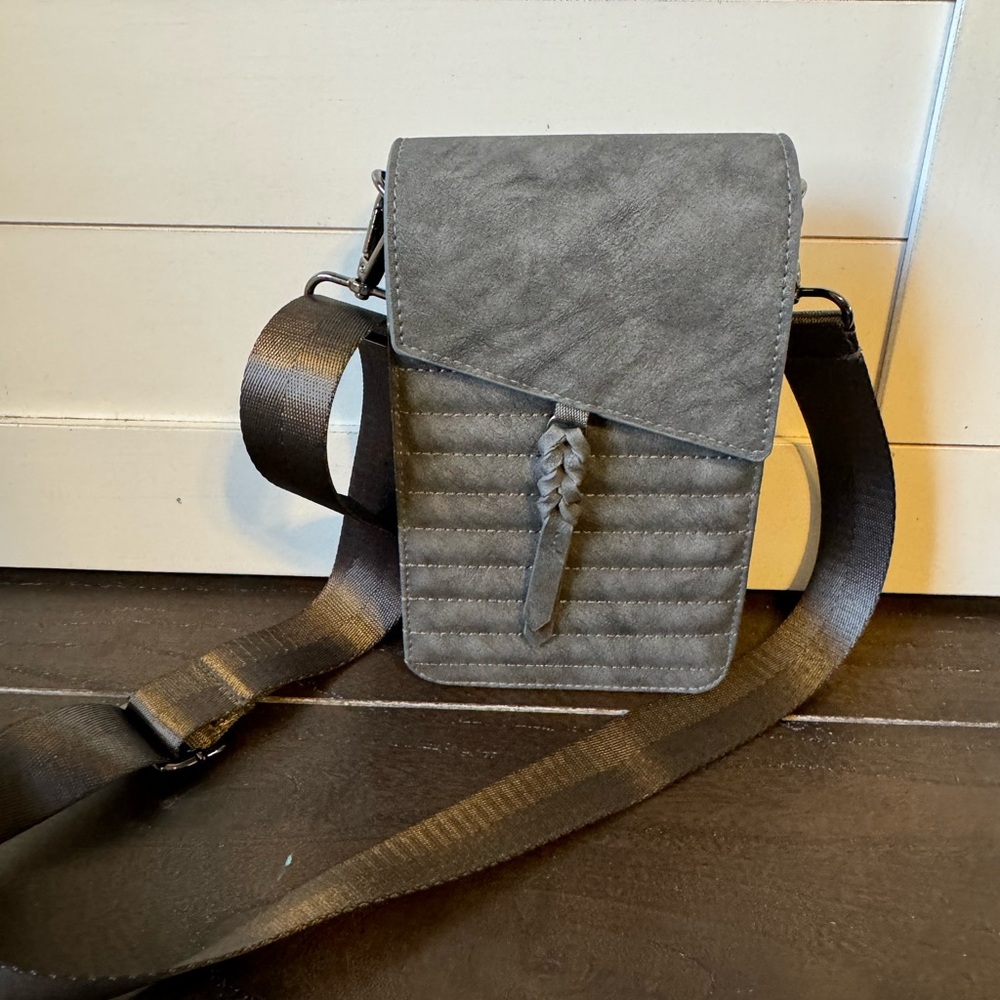 RadRev Phone Bag in Stone